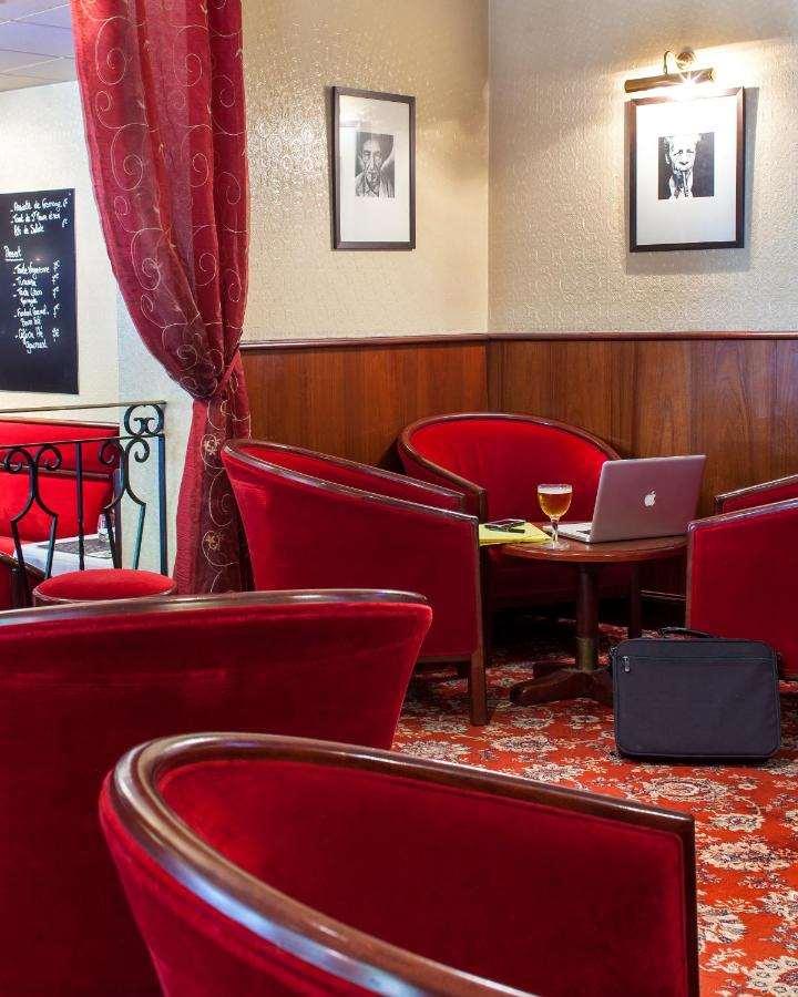 Brit Hotel Le Lion D'Or 시농 객실 사진